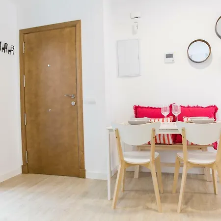 Piso Con Diseno Parras * Malaga